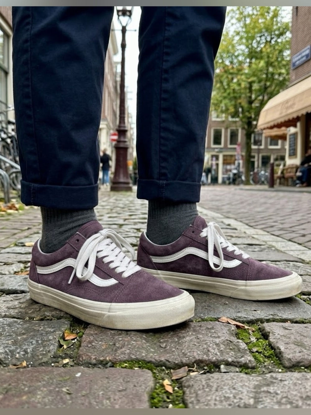 Vans Purple Suede Old Skool Sneakers with White Stripe size 7,5